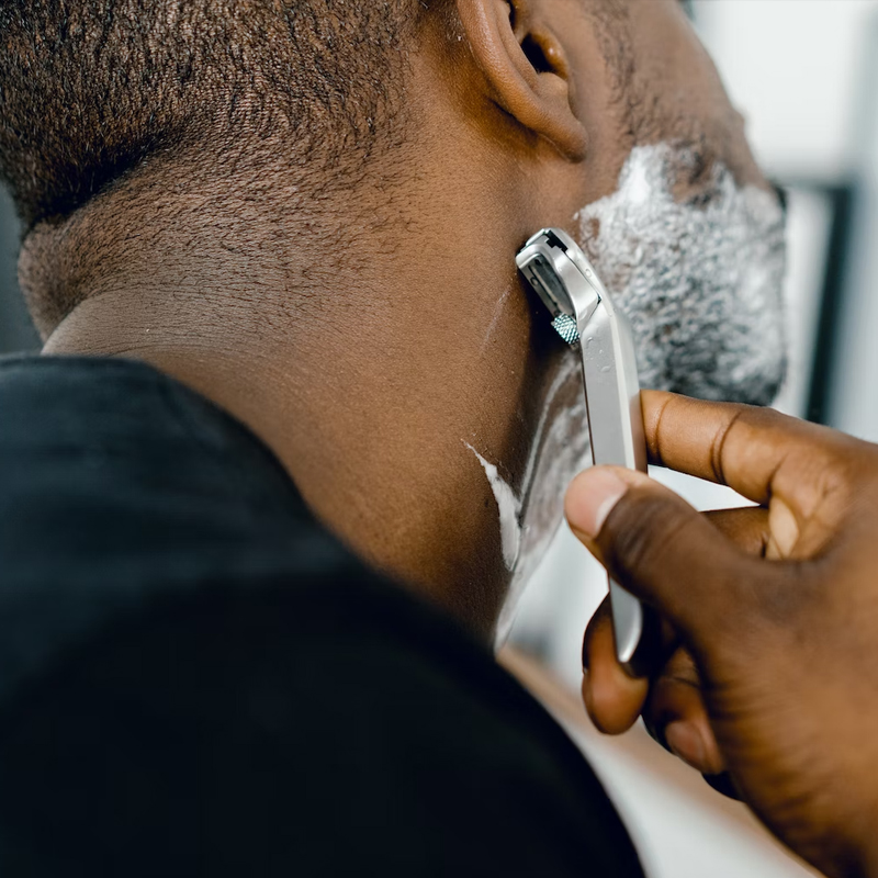4 Reasons Why You Should be Using Shaving Oil