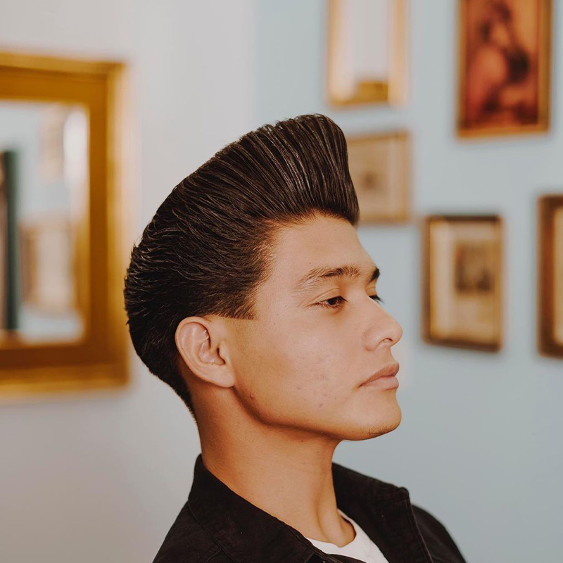 how-to-style-a-pompadour